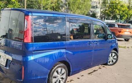 Honda Stepwgn IV, 2015 год, 2 200 000 рублей, 5 фотография