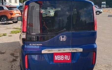 Honda Stepwgn IV, 2015 год, 2 200 000 рублей, 4 фотография