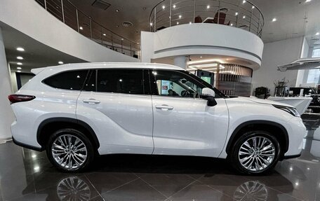Toyota Highlander, 2026 год, 5 750 000 рублей, 8 фотография