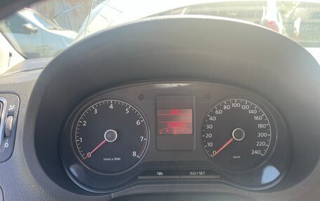 Volkswagen Polo VI (EU Market), 2010 год, 300 000 рублей, 7 фотография