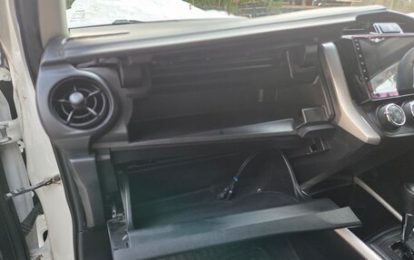 Toyota Corolla, 2018 год, 1 219 000 рублей, 20 фотография