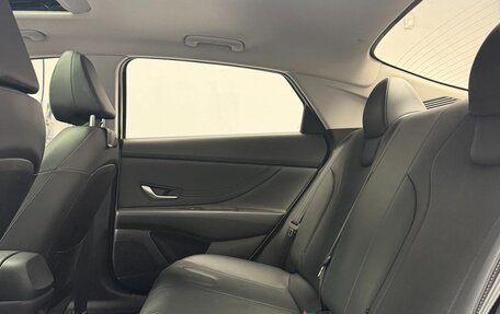 Hyundai Elantra, 2021 год, 1 345 000 рублей, 15 фотография