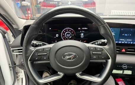 Hyundai Elantra, 2021 год, 1 345 000 рублей, 18 фотография