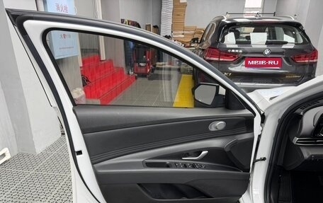 Hyundai Elantra, 2021 год, 1 345 000 рублей, 16 фотография