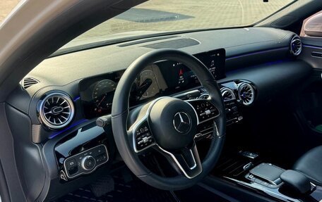 Mercedes-Benz A-Класс, 2022 год, 2 198 000 рублей, 11 фотография