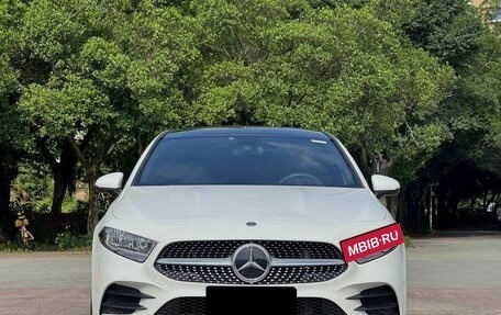 Mercedes-Benz A-Класс, 2022 год, 2 198 000 рублей, 8 фотография
