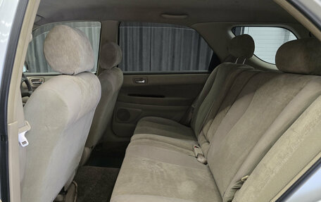 Toyota Vista V30, 2002 год, 565 000 рублей, 17 фотография