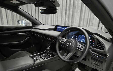 Mazda 3, 2021 год, 1 670 000 рублей, 11 фотография