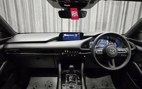 Mazda 3, 2021 год, 1 670 000 рублей, 12 фотография