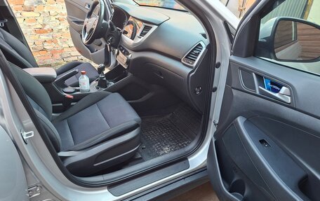 Hyundai Tucson III, 2017 год, 1 700 000 рублей, 11 фотография