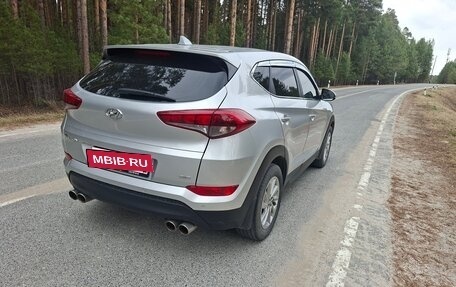Hyundai Tucson III, 2017 год, 1 700 000 рублей, 16 фотография