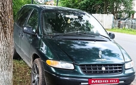 Chrysler Voyager III, 2000 год, 350 000 рублей, 4 фотография
