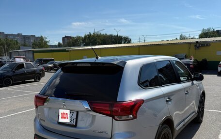 Mitsubishi Outlander III рестайлинг 3, 2016 год, 1 650 000 рублей, 2 фотография