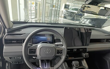 Toyota RAV4, 2026 год, 4 550 000 рублей, 8 фотография