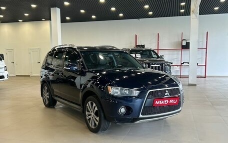 Mitsubishi Outlander III рестайлинг 3, 2010 год, 949 000 рублей, 1 фотография