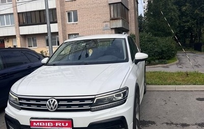 Volkswagen Tiguan II, 2019 год, 2 600 000 рублей, 1 фотография
