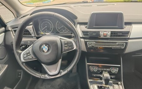 BMW 2 серия Active Tourer F45, 2017 год, 1 000 000 рублей, 10 фотография