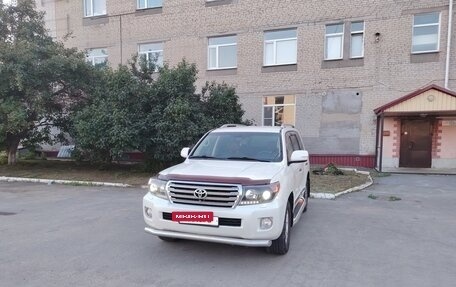 Toyota Land Cruiser 200, 2014 год, 3 300 000 рублей, 5 фотография