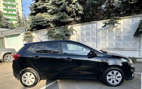 KIA Rio III рестайлинг, 2015 год, 1 100 000 рублей, 2 фотография