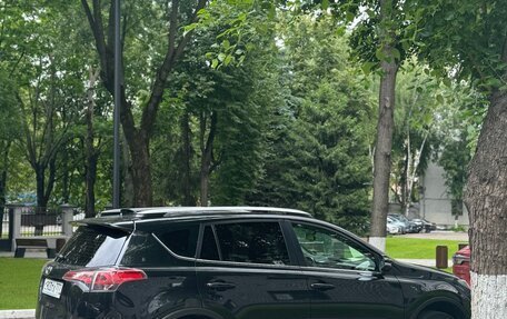 Toyota RAV4, 2016 год, 1 850 000 рублей, 4 фотография
