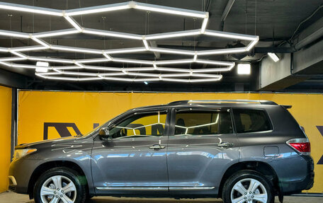 Toyota Highlander III, 2013 год, 2 149 000 рублей, 7 фотография