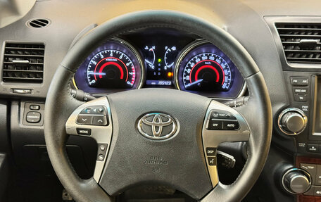 Toyota Highlander III, 2013 год, 2 149 000 рублей, 10 фотография