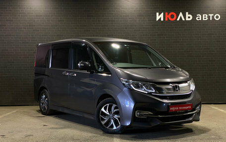 Honda Stepwgn IV, 2015 год, 1 550 000 рублей, 3 фотография