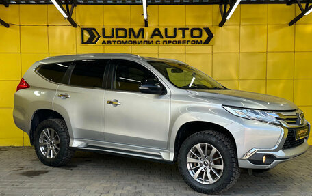Mitsubishi Pajero Sport III рестайлинг, 2018 год, 2 799 000 рублей, 3 фотография