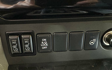 Mitsubishi Pajero Sport III рестайлинг, 2018 год, 2 799 000 рублей, 13 фотография