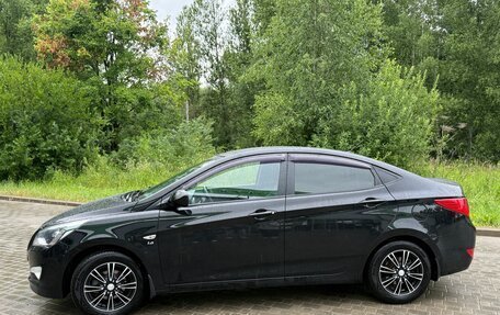 Hyundai Solaris II рестайлинг, 2015 год, 1 130 000 рублей, 2 фотография