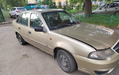 Daewoo Nexia I рестайлинг, 2011 год, 140 000 рублей, 3 фотография