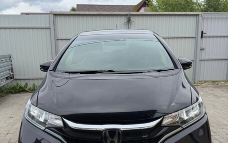 Honda Fit III, 2017 год, 1 050 000 рублей, 4 фотография