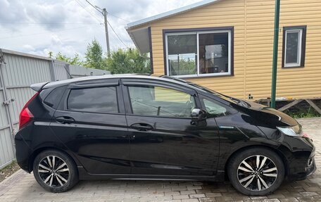 Honda Fit III, 2017 год, 1 050 000 рублей, 22 фотография