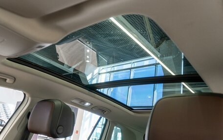 Volkswagen Tiguan II, 2021 год, 3 899 000 рублей, 25 фотография