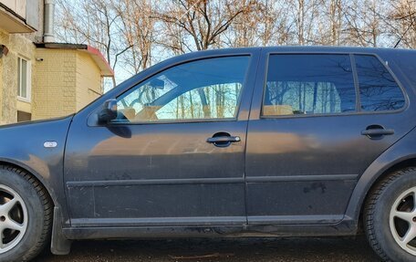 Volkswagen Golf IV, 2002 год, 200 000 рублей, 2 фотография