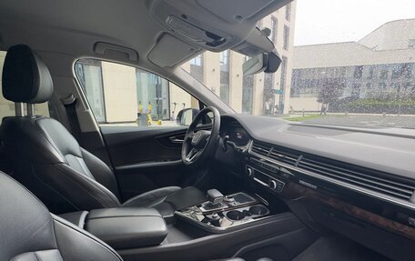 Audi Q7, 2019 год, 4 500 000 рублей, 10 фотография