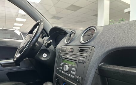 Ford Fusion I, 2006 год, 330 000 рублей, 11 фотография
