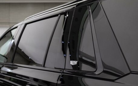 Cadillac Escalade V, 2025 год, 19 999 000 рублей, 20 фотография