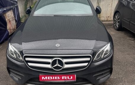 Mercedes-Benz E-Класс, 2019 год, 4 000 000 рублей, 1 фотография