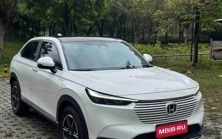 Honda Vezel, 2022 год, 2 100 000 рублей, 1 фотография