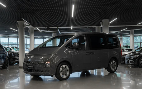 Hyundai Staria, 2024 год, 6 350 000 рублей, 1 фотография