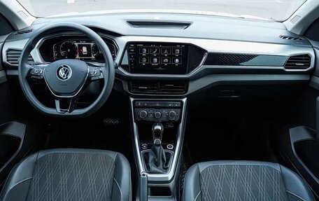 Volkswagen T-Cross I, 2022 год, 1 270 000 рублей, 9 фотография