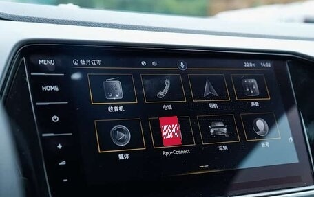 Volkswagen T-Cross I, 2022 год, 1 270 000 рублей, 11 фотография