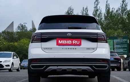Volkswagen T-Cross I, 2022 год, 1 270 000 рублей, 7 фотография