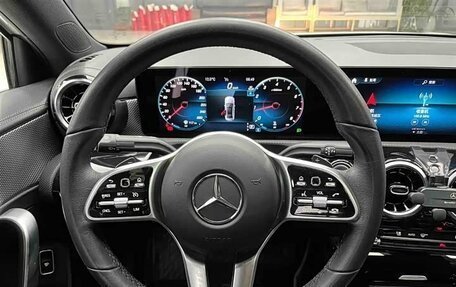 Mercedes-Benz A-Класс, 2022 год, 1 530 000 рублей, 10 фотография