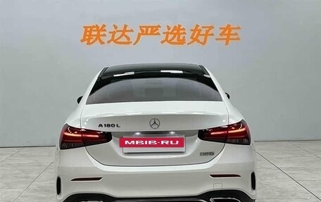 Mercedes-Benz A-Класс, 2022 год, 1 530 000 рублей, 5 фотография