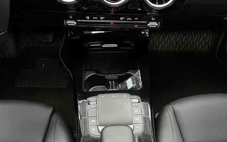 Mercedes-Benz A-Класс, 2022 год, 1 530 000 рублей, 14 фотография