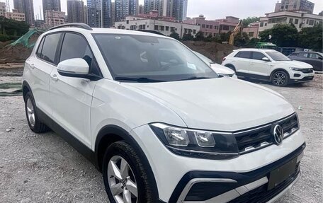 Volkswagen T-Cross I, 2023 год, 1 310 000 рублей, 3 фотография