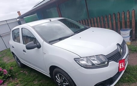 Renault Sandero II рестайлинг, 2014 год, 750 000 рублей, 2 фотография
