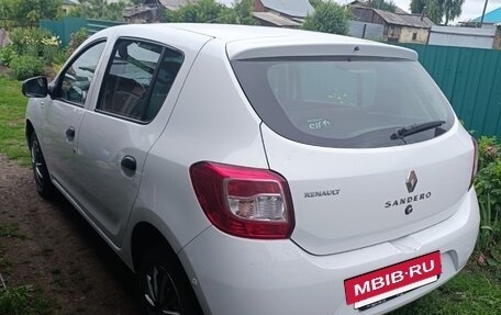 Renault Sandero II рестайлинг, 2014 год, 750 000 рублей, 3 фотография